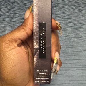 Fenty Beauty Pro Filt'r Foundation-Shade 280
